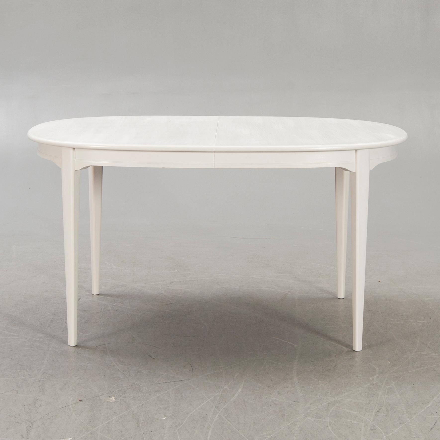 Svante Skogh matbord  "Vindö", 1960-tal.