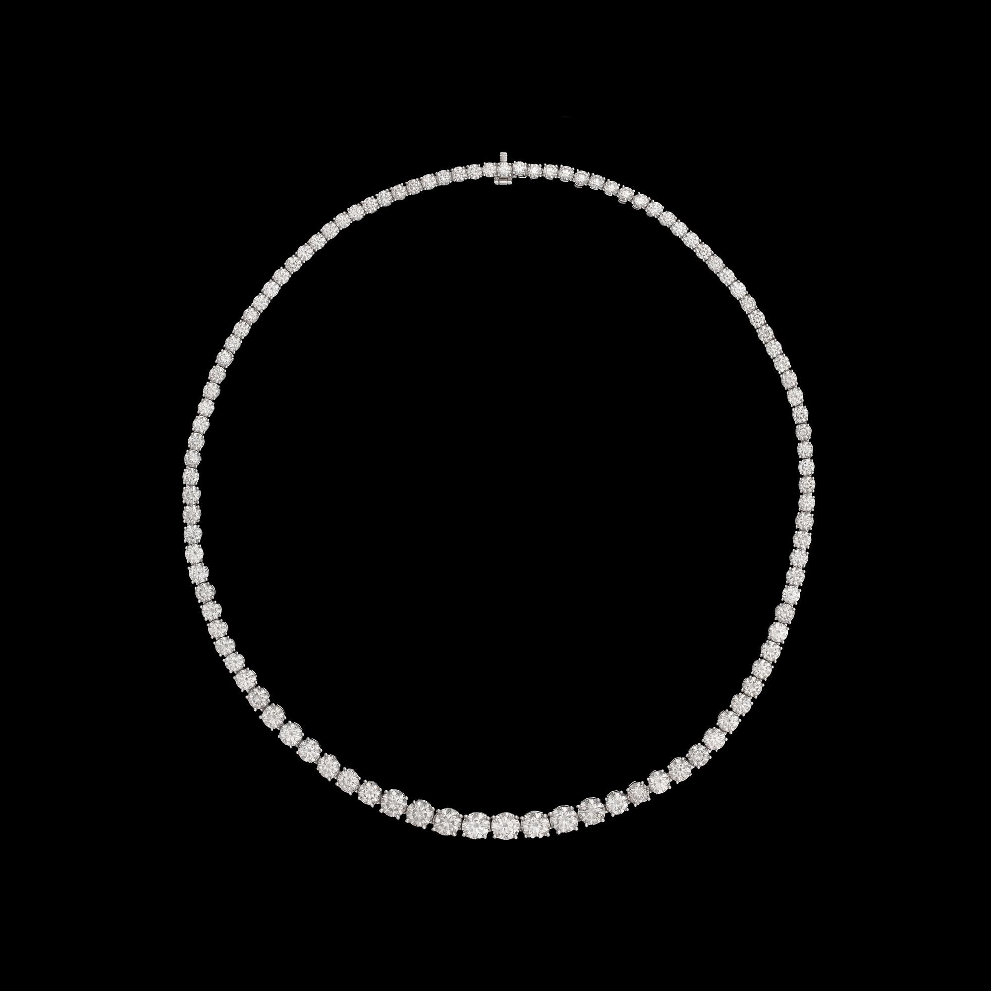 A brilliant cut diamond necklace, tot. 22.44 cts.
