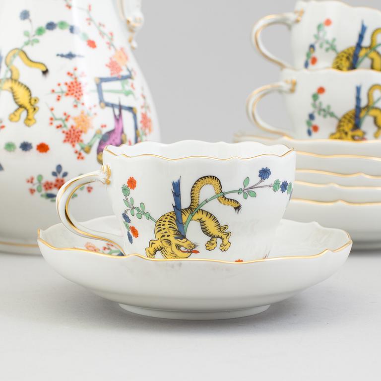 A 16 piece coffee service by Meissen, late 20th century.
