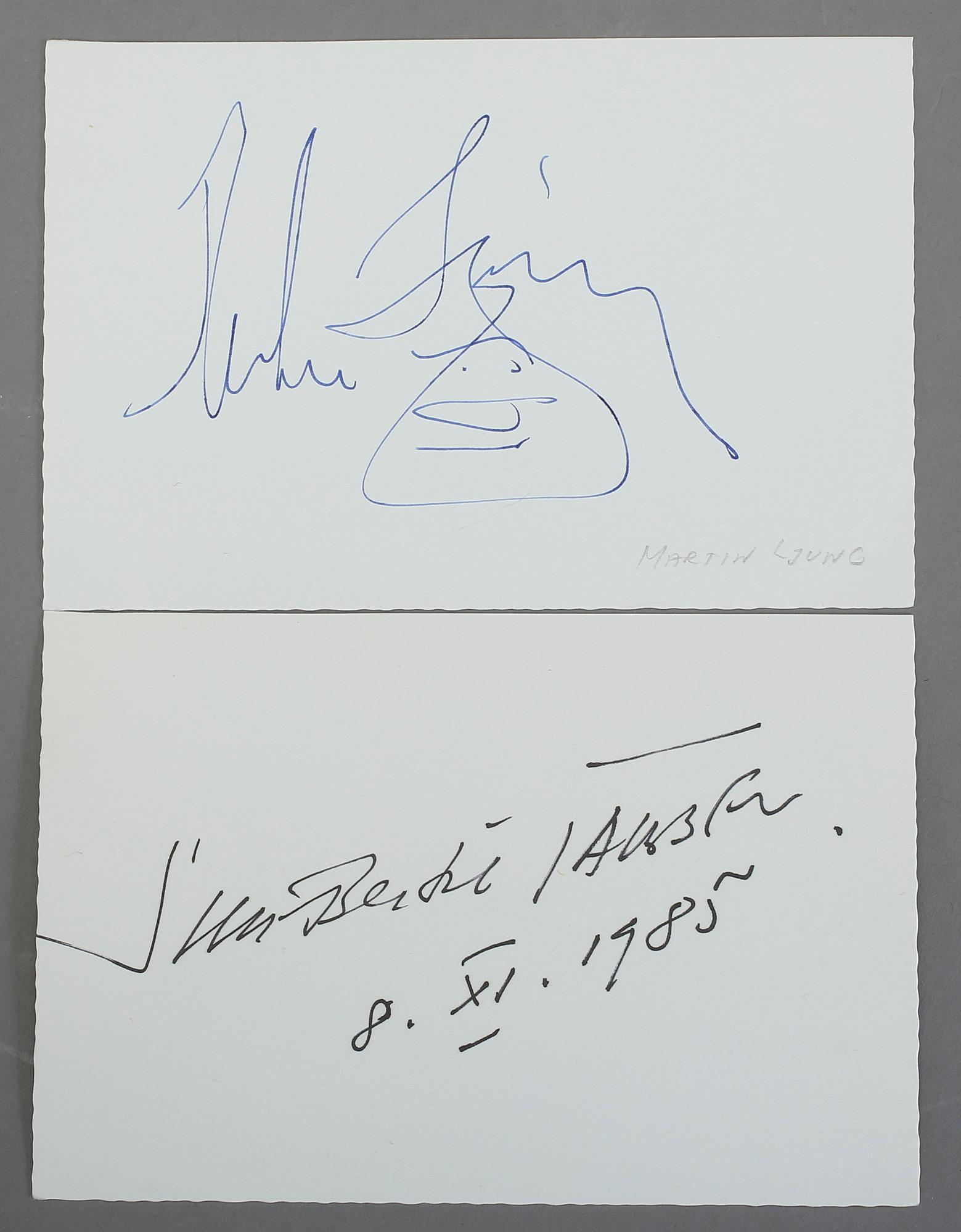 AUTOGRAFER, MUSIKER SAMT SKÅDESPELARE, 30 st, bla Karl Gerhard, Holger Löwenadler, Nils Poppe, Sven-Bertil Taube.