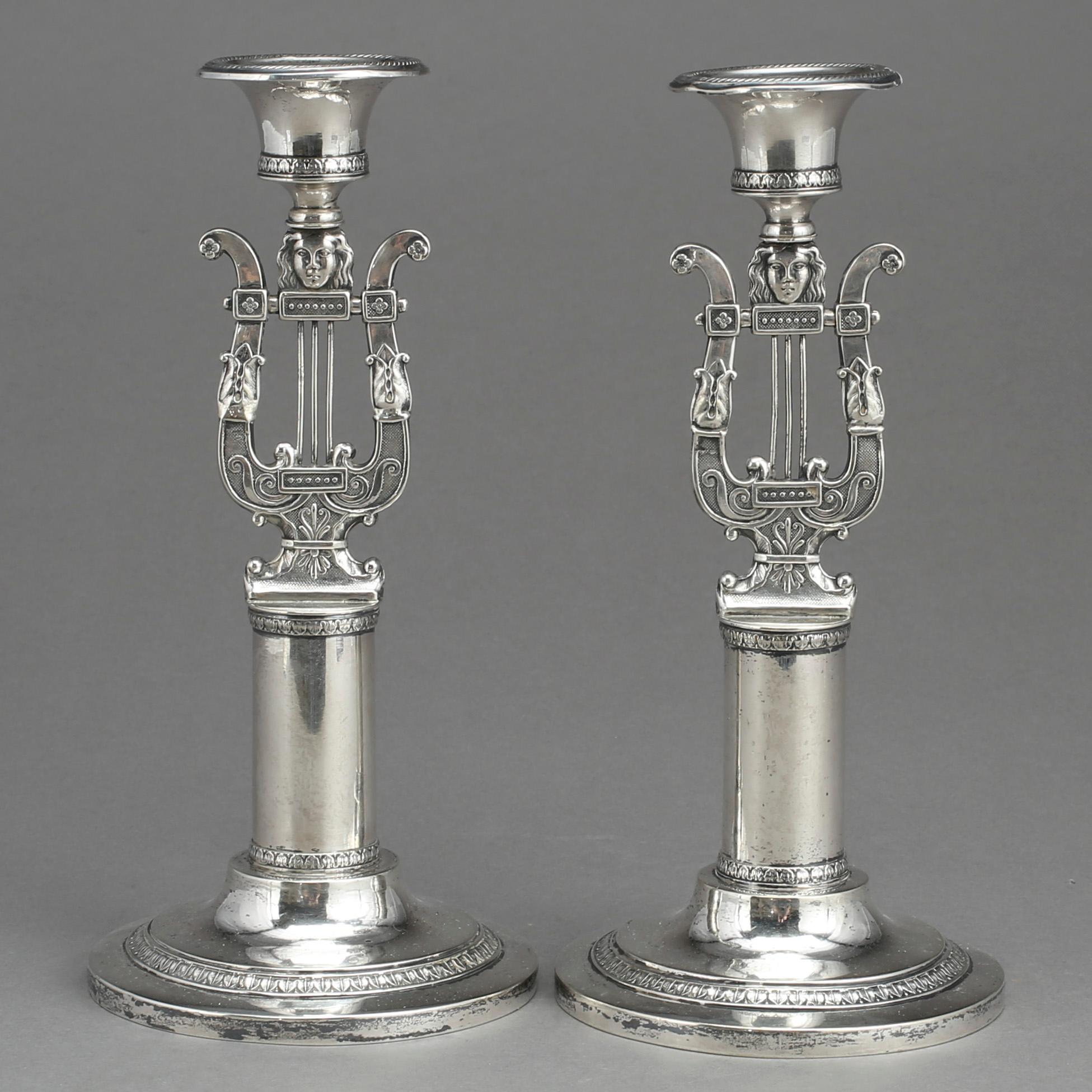 LJUSSTAKAR ETT PAR, silver, Johan Petter Grönvall, Stockholm 1826. Vikt ca 498 gram.