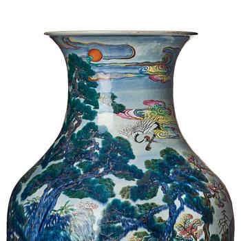 A large famille rose vase, Qing dynasty, circa 1800.