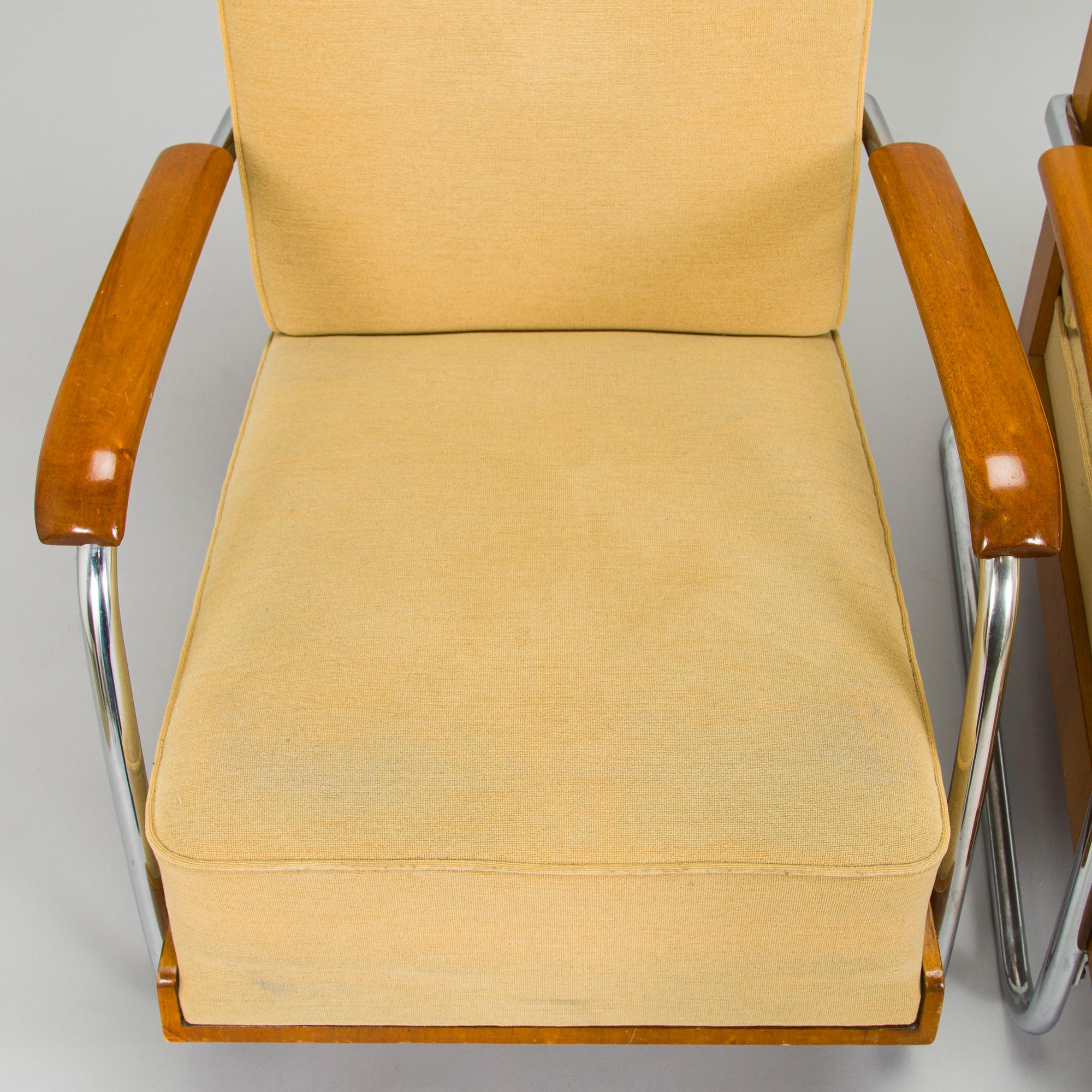 Pauli Blomstedt, a pair of 1930s armchairs and table for Merivaara Ltd.
