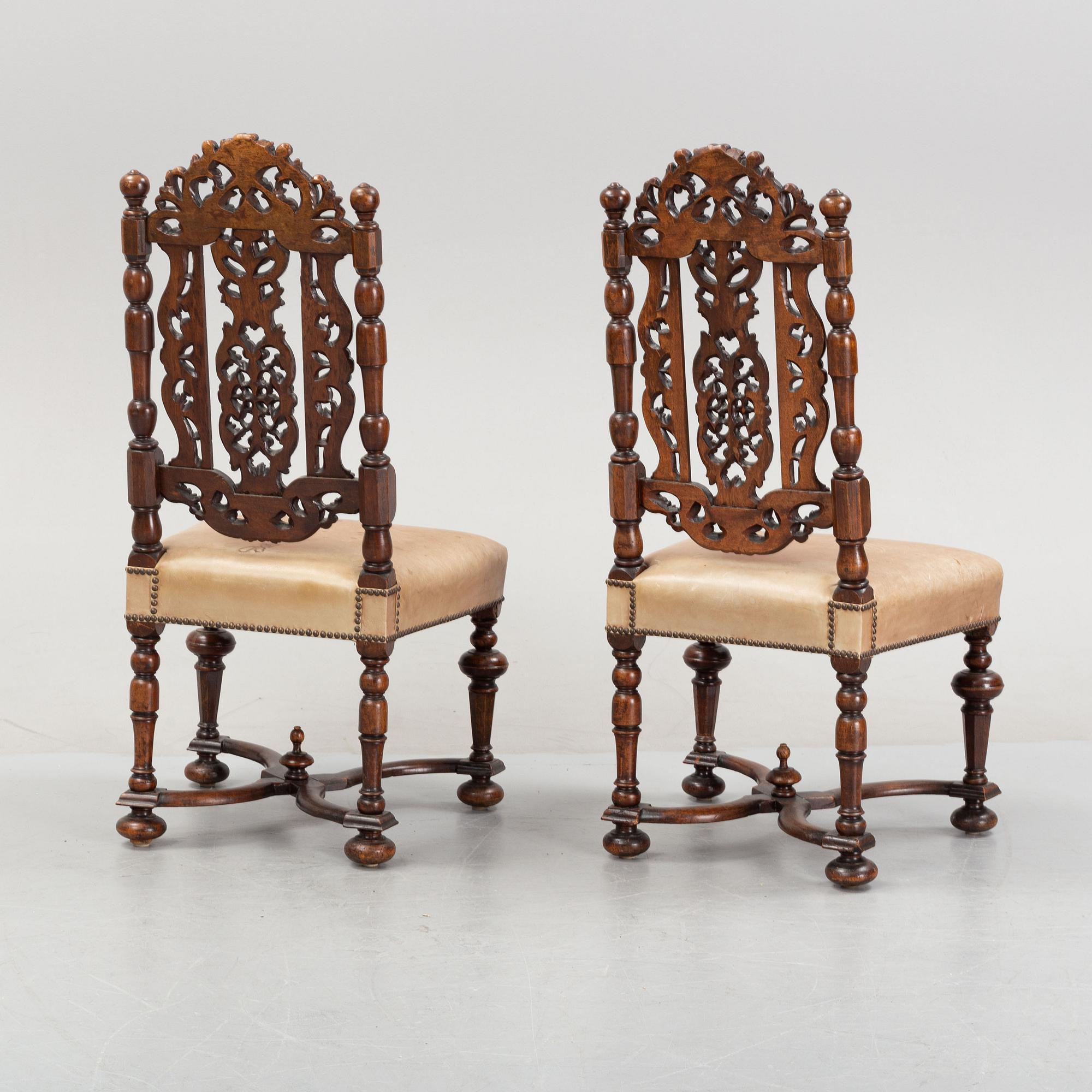 A set of five renaissance chaird from around the year 1900.