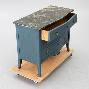 Chest of drawers, first half of the 20th century.