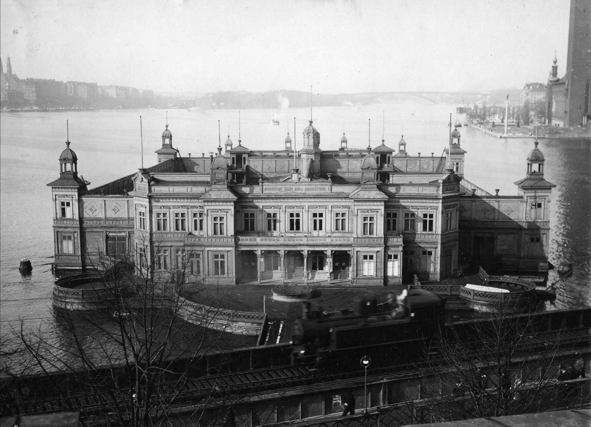 Eric Hallström, "Tegelbacken" ("Järnvägsbron, Tegelbacken").