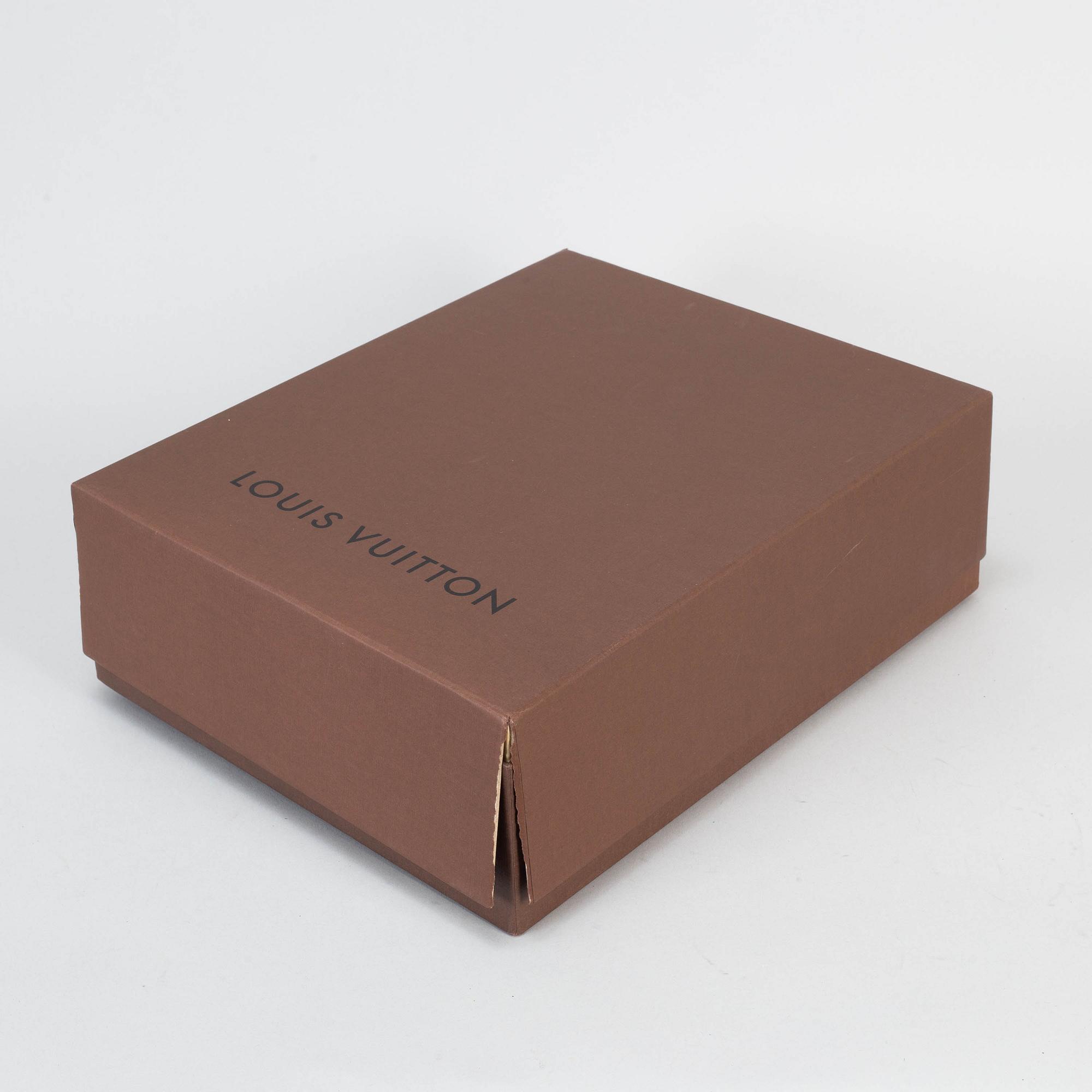 LOUIS VUITTON, 'Mini Lin Ballade PM'.