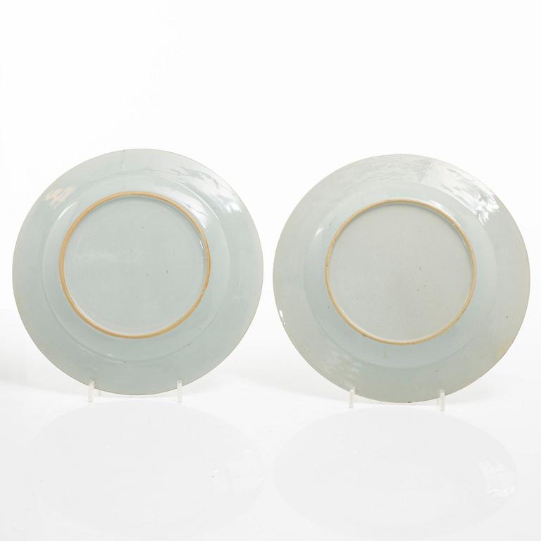 Tallrikar, 15 stycken, porslin, Kina, Qingdynastin, 1700-tal.