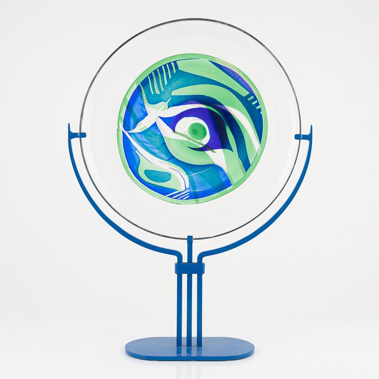 Hanne Dreutler & Arthus Zirnsack, a glass sculpture/dish, gold graal, "Öga", Studio Åhus, Sweden, 1988.