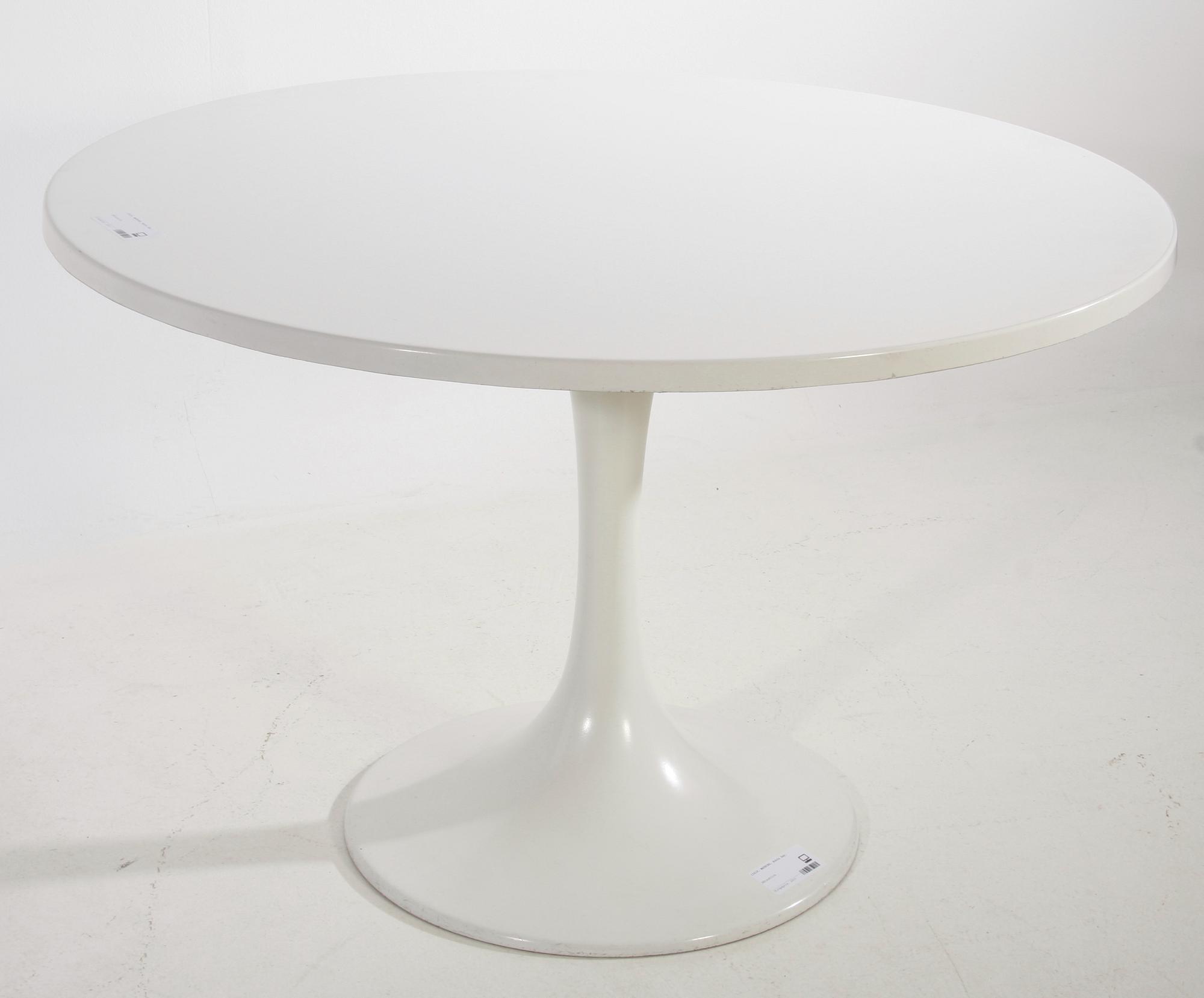 MATBORD. Tulipmodell.