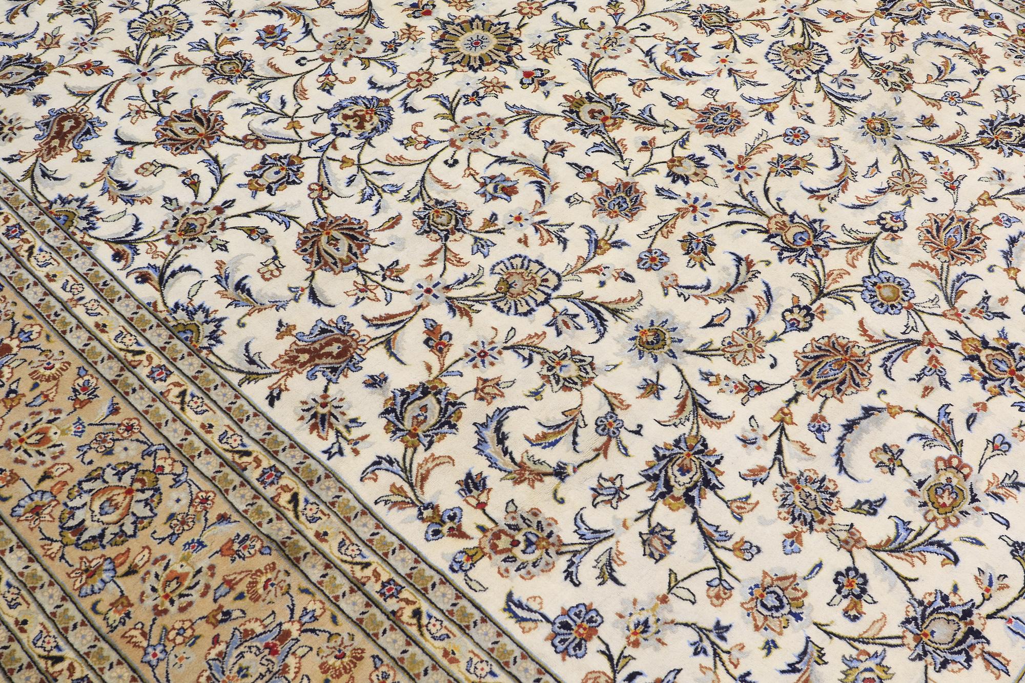 A carpet, Kashan, ca 400 x 289 cm.