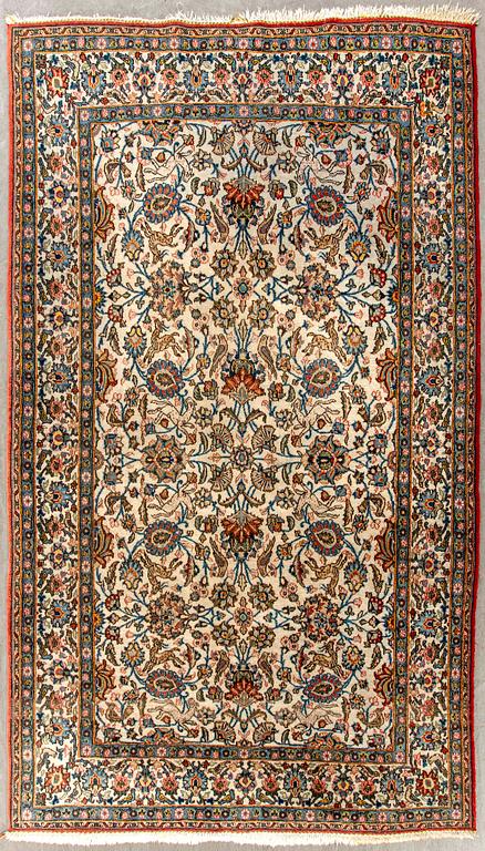 A semaintique Keshan carpet ca 215 x 132 cm.