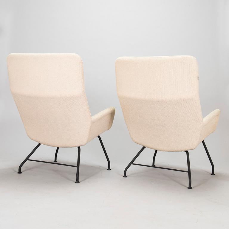 Yrjö Kukkapuro, a pair of 'Moderno L-67W' easy chairs, Lepo Oy, Finland.