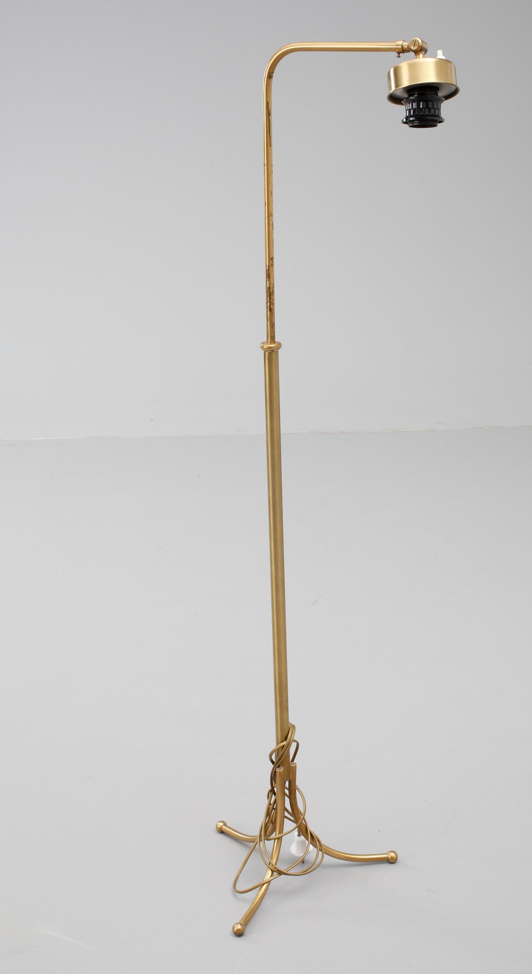 GOLVLAMPA, mässing, Svenskt Tenn modell 1842.