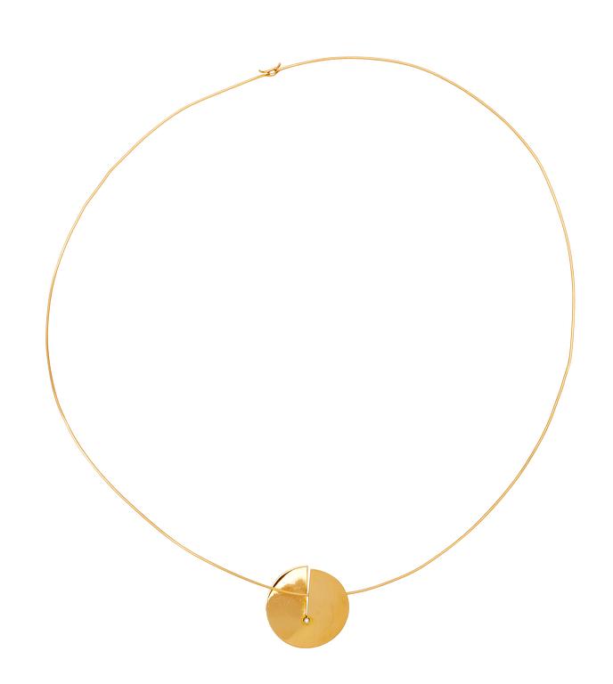 A Helena Edman 18k gold necklace with brilliant cut diamond.