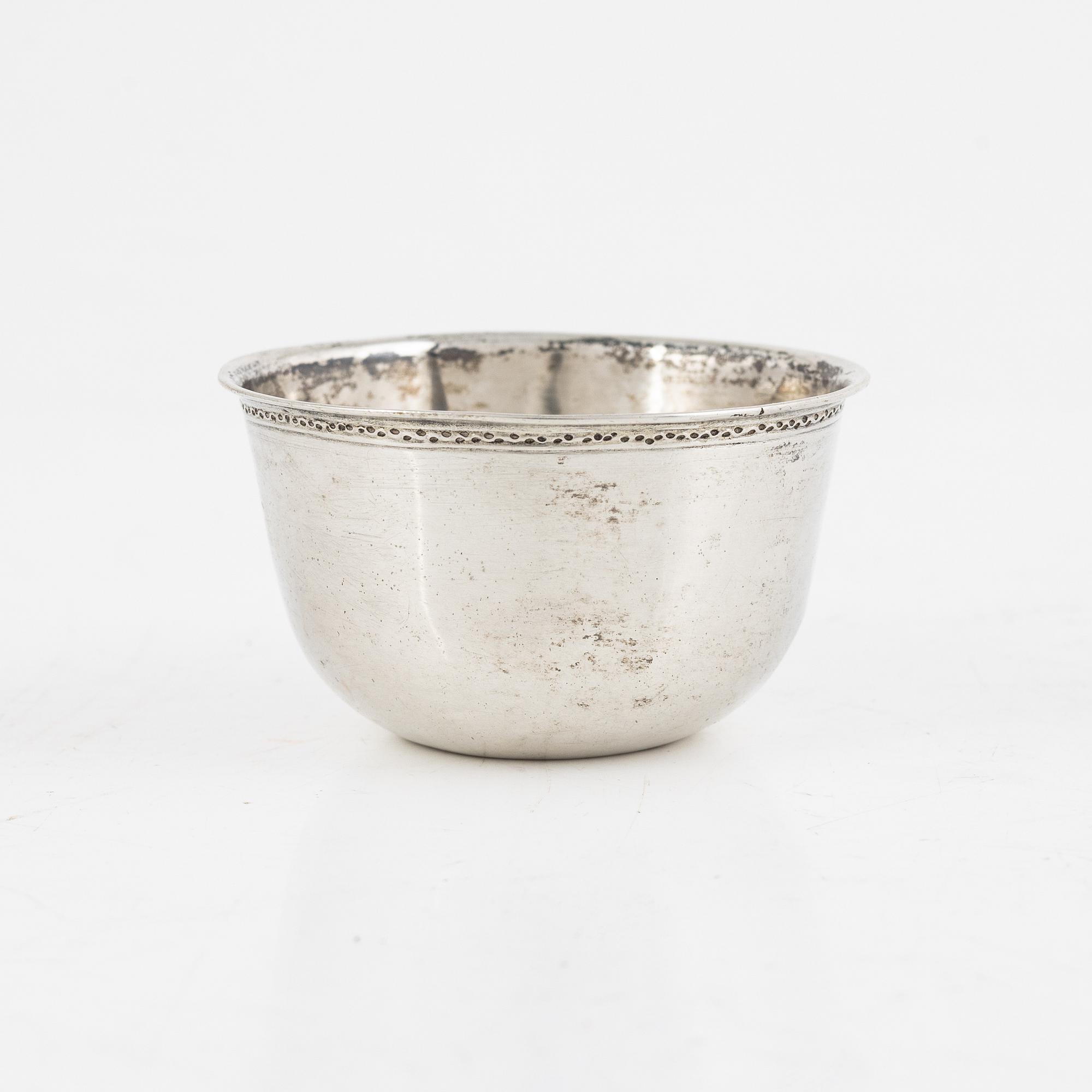 A Swedish silver tumbler, mark of Lars Holmström, Kristianstad 1760.
