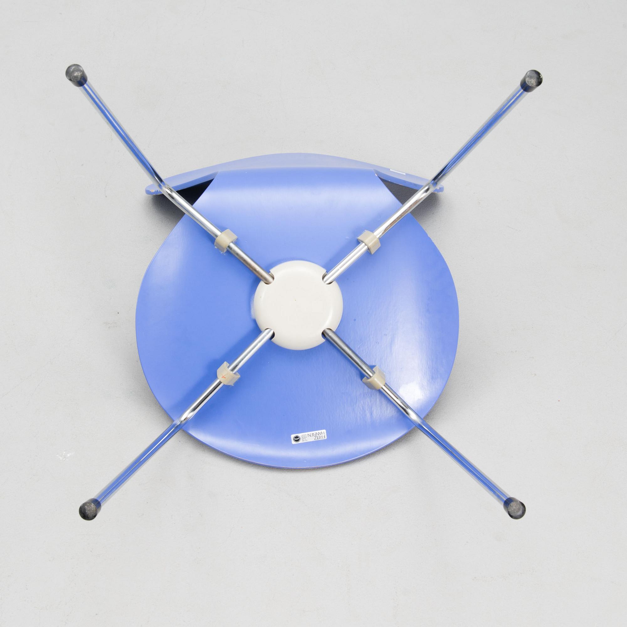 ARNE JACOBSEN, STOLAR, 8 st, "Sjuan", märkta, Fritz Hansen, Danmark, 1980-tal.