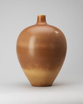 A Berndt Friberg stoneware vase, Gustavsberg Studio 1955.