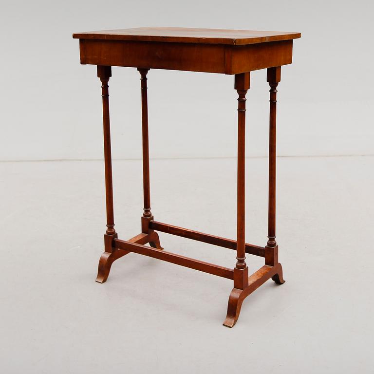 BORD, senempire, 1800-talets mitt.