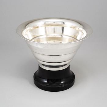 A silver bowl from GAB, Stockholm, 1931.