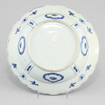 SKÅLFAT, porslin, Kina, Ming dynastin, Wanli (1573-1620).