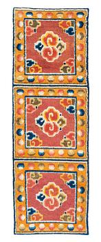 172. MEDITATION RUG. Semi-antique Ningxia. 186 x 64 cm. China.