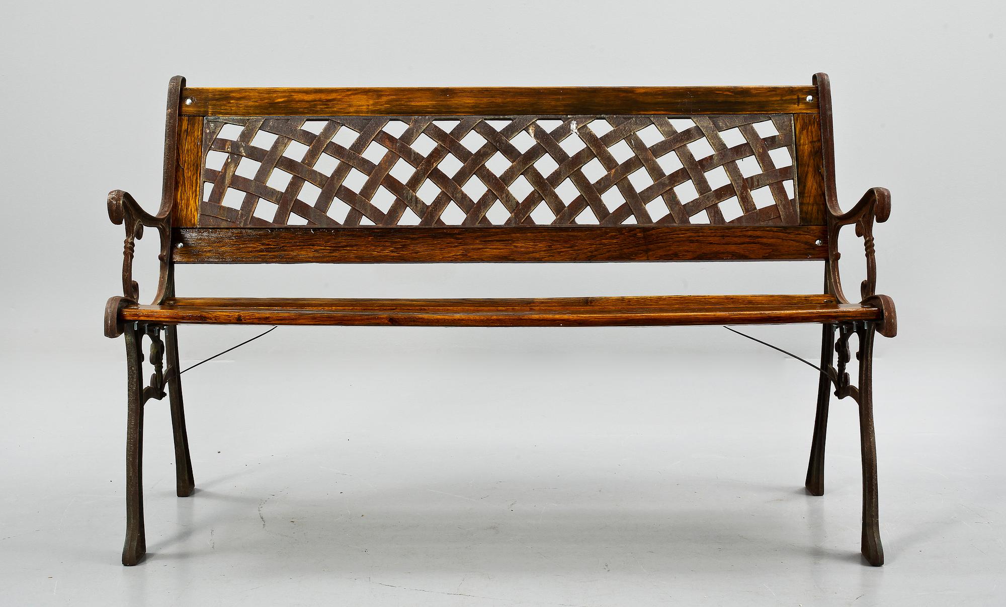 TRÄDGÅRDSSOFFA, 1900-talets andra hälft.