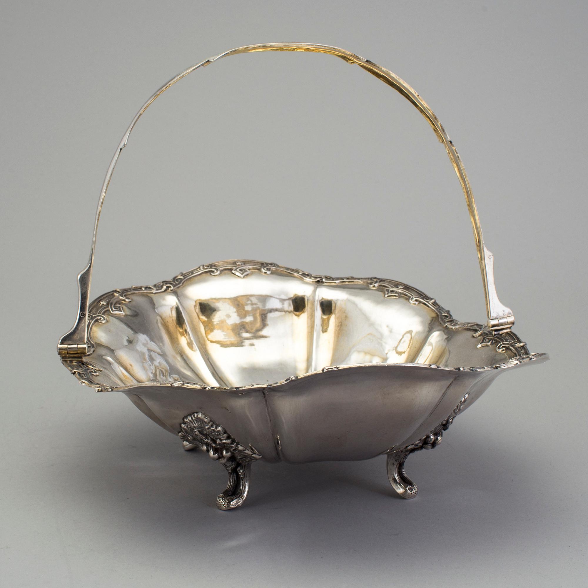 CARL ADOLF SEIPEL, S:t Petersburg 1855, brödkorg, silver.