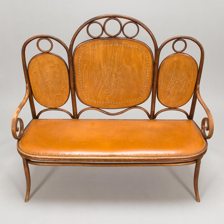 Soffa, Thonet-stil, 1900-talets början.