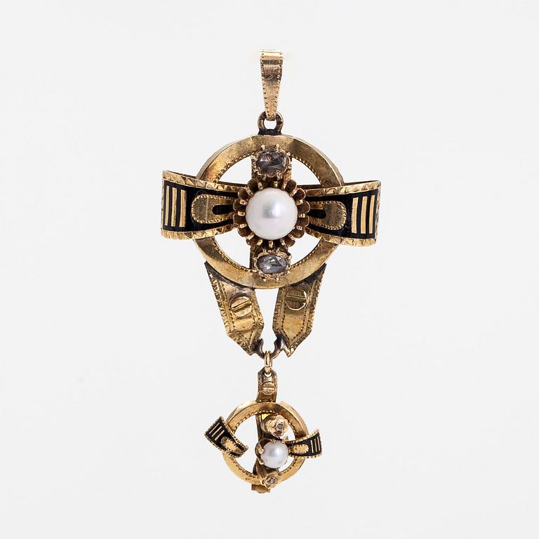 A 14K gold pendant, cultured pearls, enamel, and rose-cut diamonds.