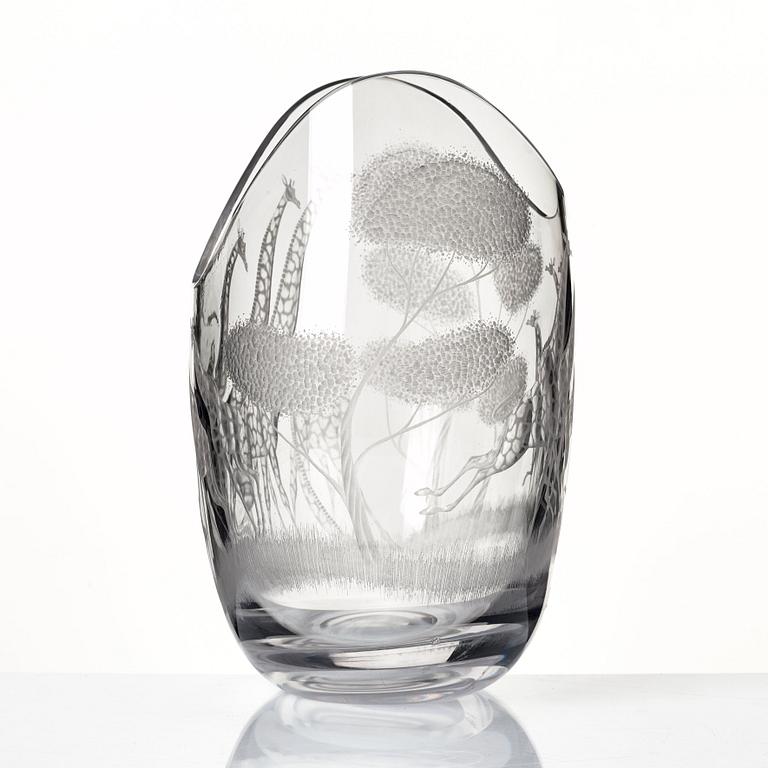 Vicke Lindstrand, an engraved glass vase "Högvilt" (Safari), Kosta, Sweden 1950-60's.