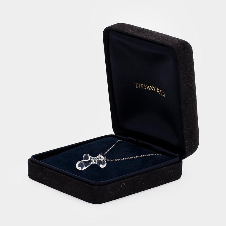 Tiffany & Co, Elsa Peretti, kaulakoru, risti, platinaa ja vuorikristallia.