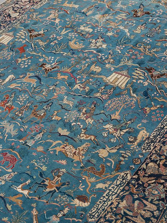 MATTO, an antique/ semi-antique Tabriz part silk figural, ca 345-346 x 217,5-232 cm.