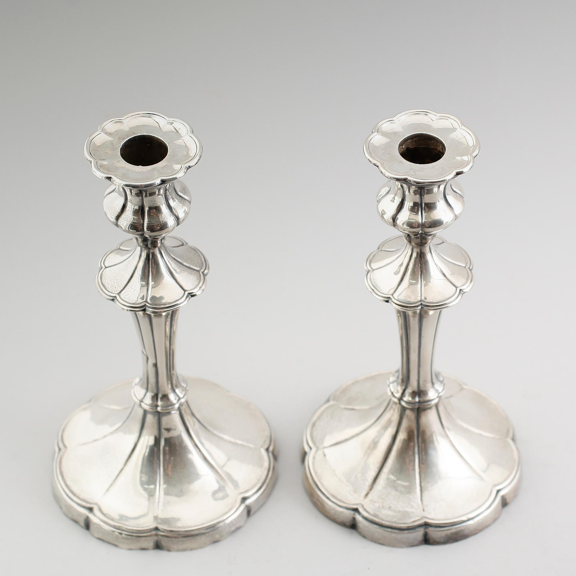 LJUSSTAKAR, 1 par, silver, Sheffield 1906 samt finska stämplar.