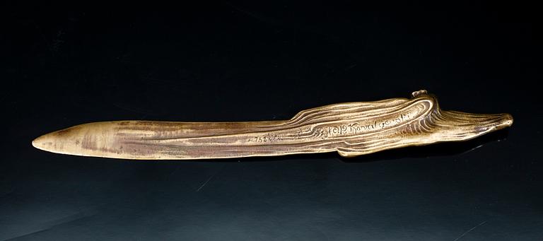 BREVKNIV, jugend, mässing, signerad P. Kowalczewski.  Tyskland ca 1900.