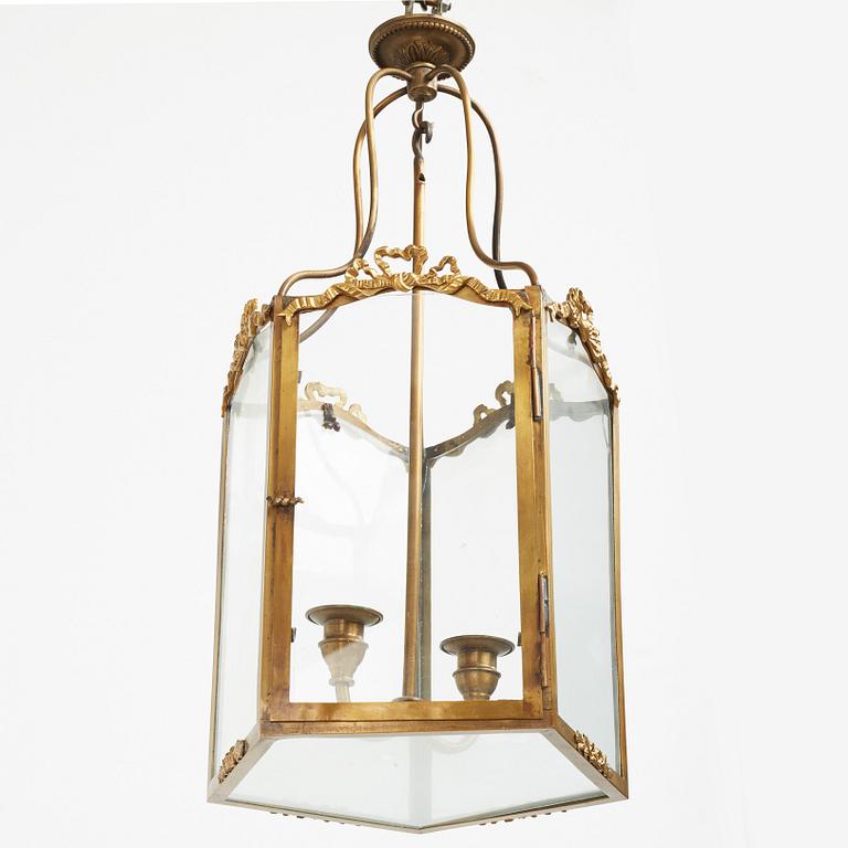 A Louis XVI-style 20th century two-light lantern.