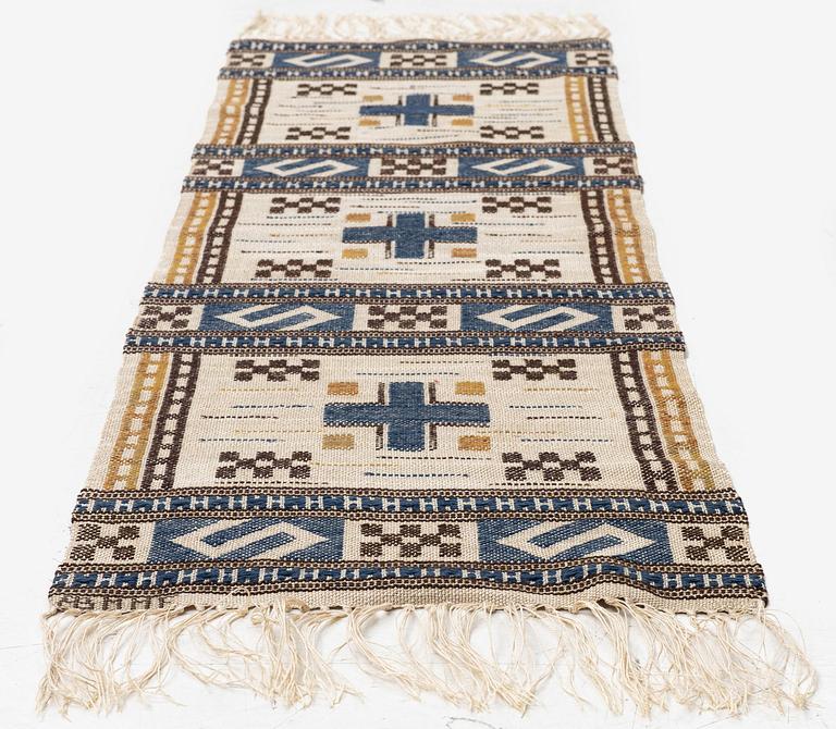 Märta Måås-Fjetterström, a 'Blå essbård' (also  S-bård), flat weave c. 142 x 42 cm, signed AB MMF.