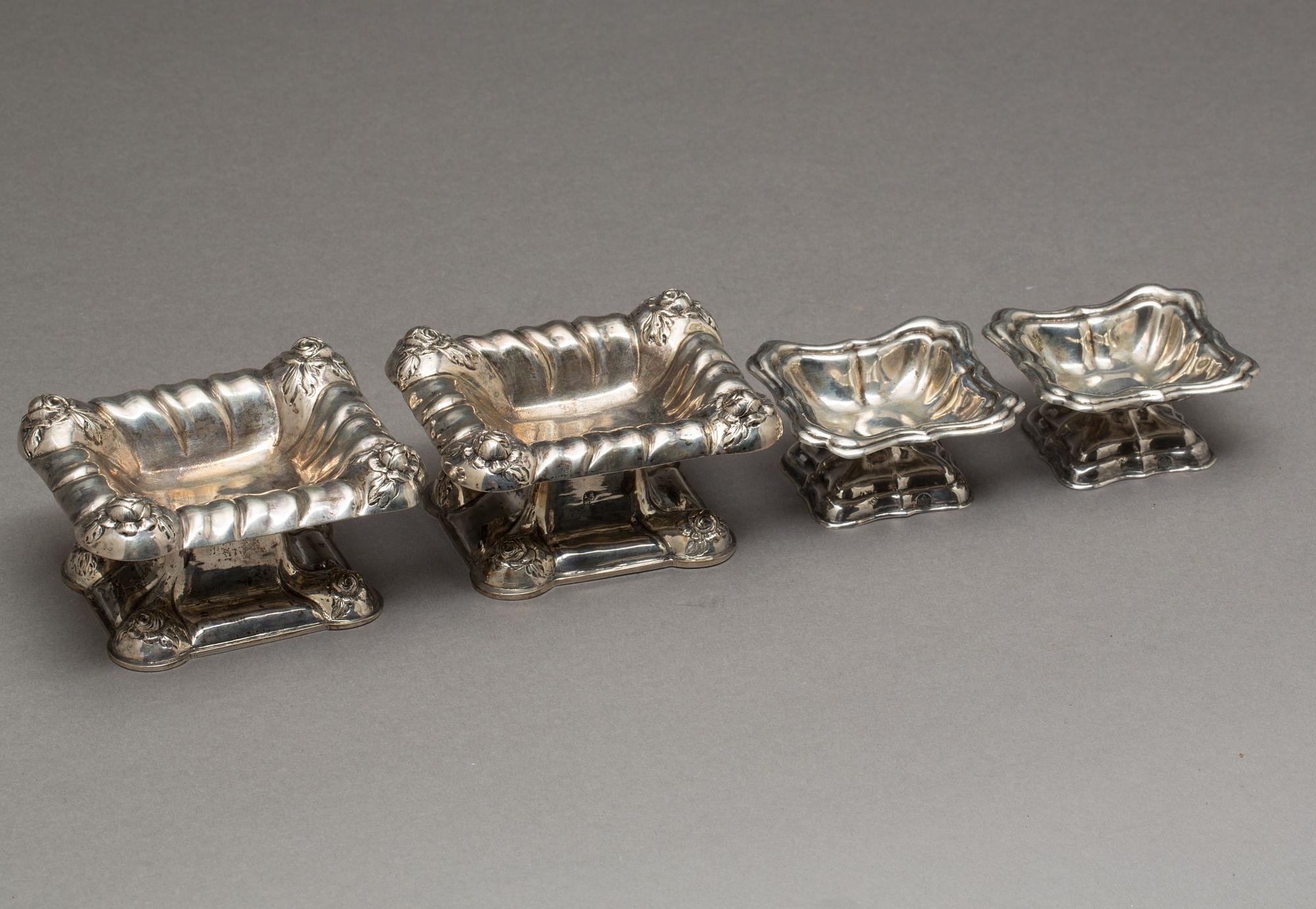 SALTKAR, 2 par, Österrike/Ungern, 1900-tal, silver, total vikt 360 g.