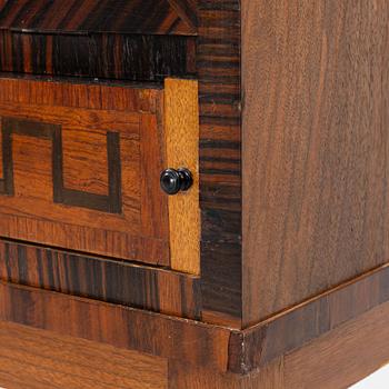 Sekretär, Swedish Grace, 1930-tal.