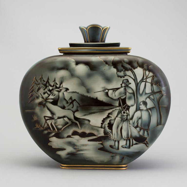 A flambé stoneware jar with cover by Gunnar Nylund for Rörstrand.