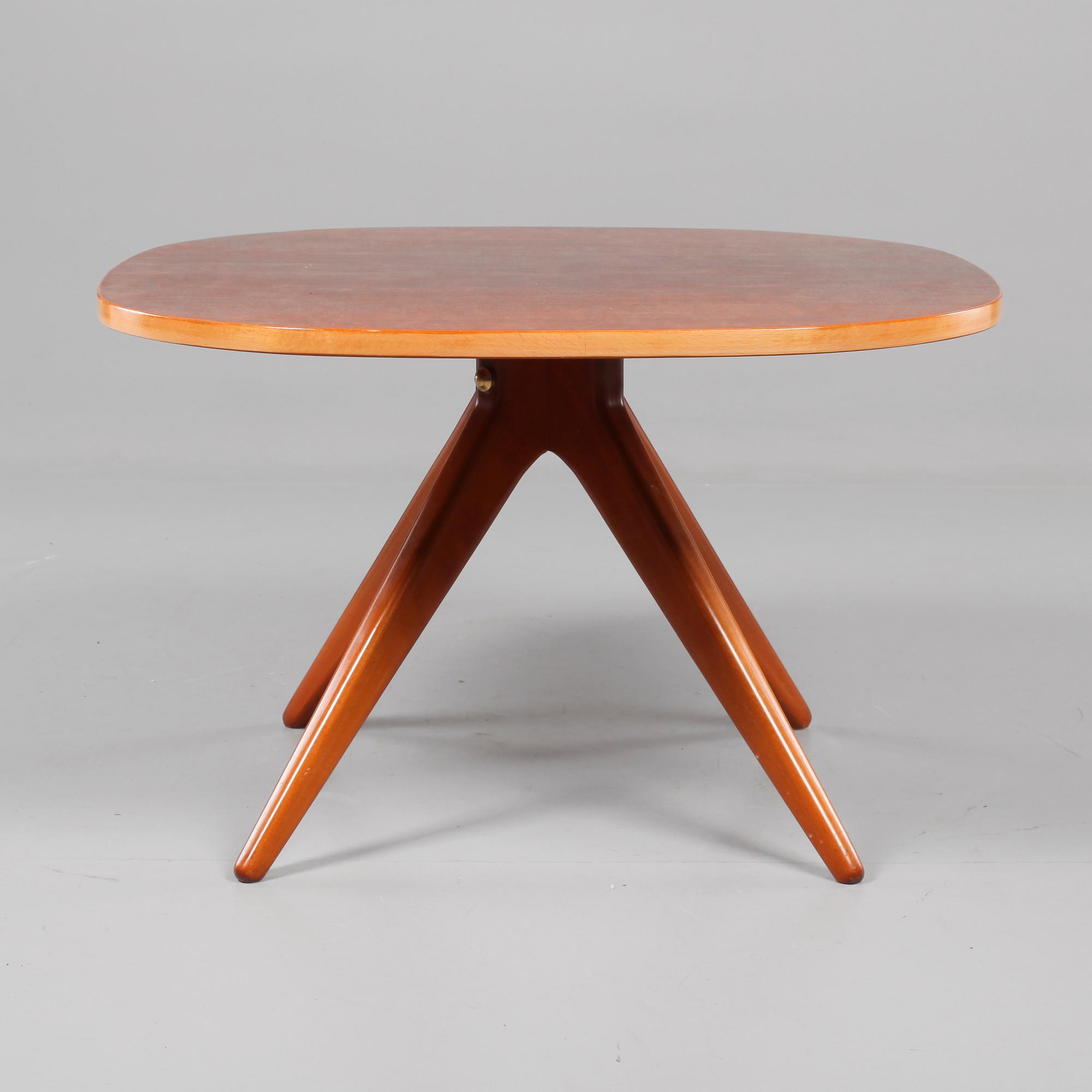 SOFFBORD, David Rosén, Nordiska Kompaniet, omkring 1900-talets mitt.