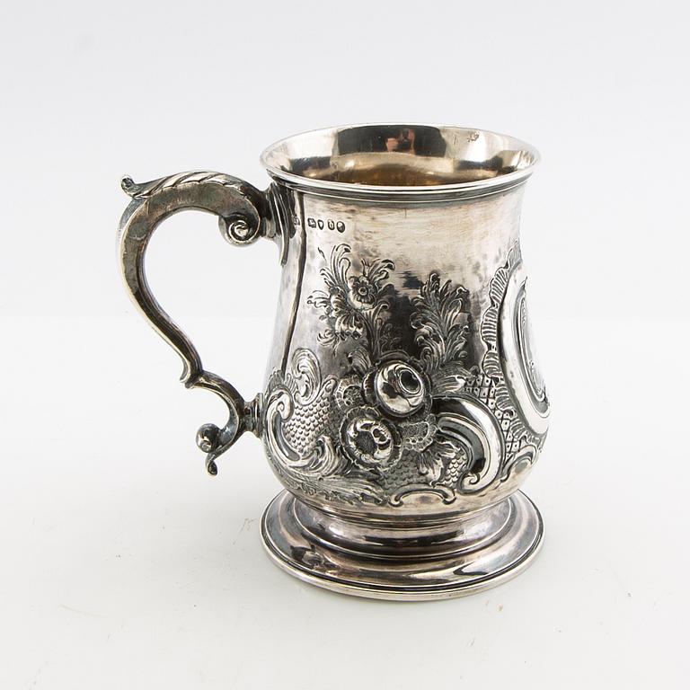 Cup silver Robert Harper London 1859.