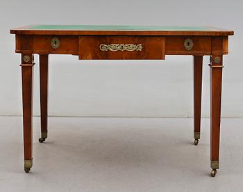 SKRIVBORD, Karl Johan, 1800-talets första hälft.
