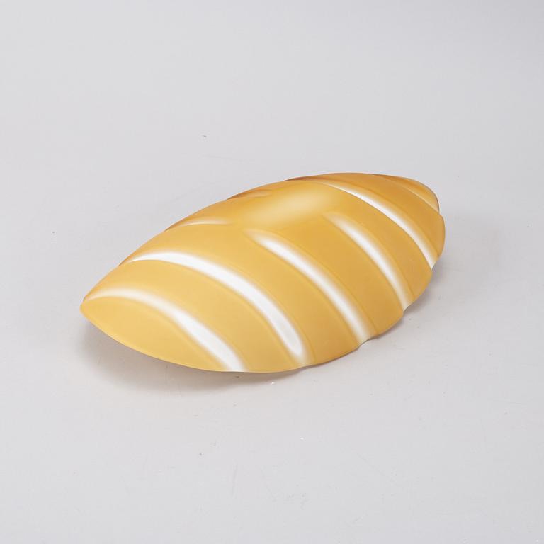 A glass bowl, Vivarni, Murano, Italy, 2208.