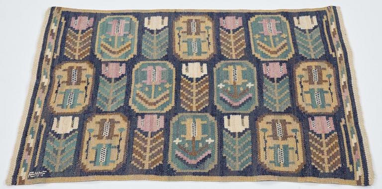 Märta Måås-Fjetterström, a textile, "Medaljongerna", flat weave, ca 57,5-60 x 85-86,5 cm, signed AB MMF.