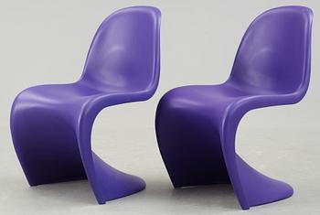 STOLAR, ett par, "Panton chair", Verner Panton för Vitra.