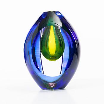 Erika Lagerbielke, sculpture/vase, Orrefors Expo, 1996, signed.