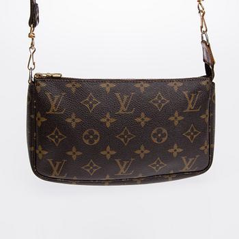 VÄSKA, "Pochette Accessoires", Louis Vuitton.