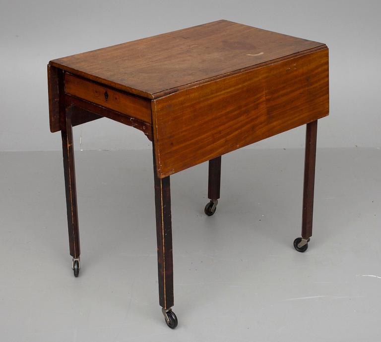 KLAFFBORD,  mahogny, England 1800-tal.