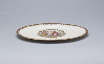 SERVERINGSFAT, porslin. Royal Copenhagen, Danmark.